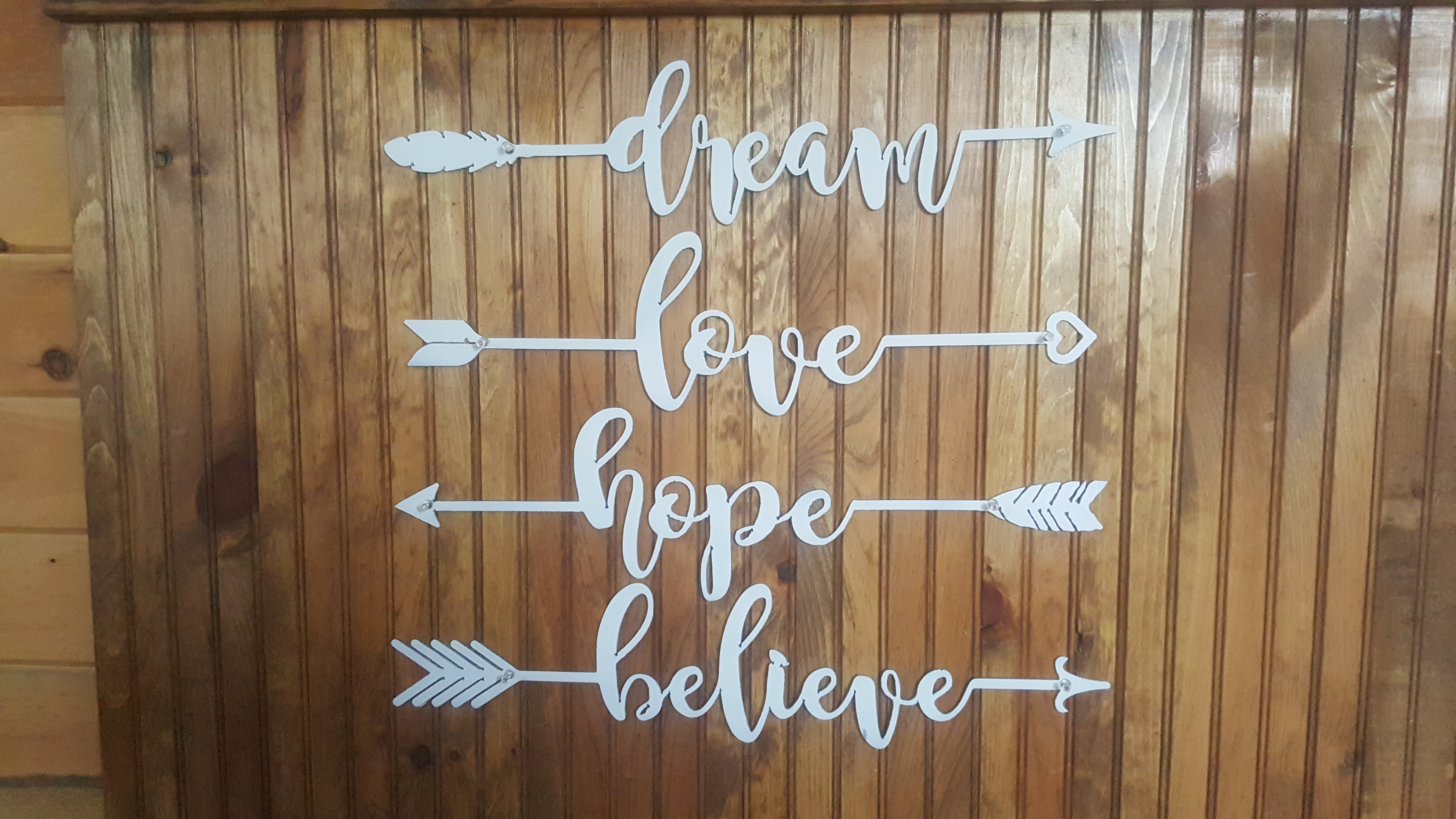 Arrow Text Dream, Hope, Love, Believe - Hersey Customs Inc.